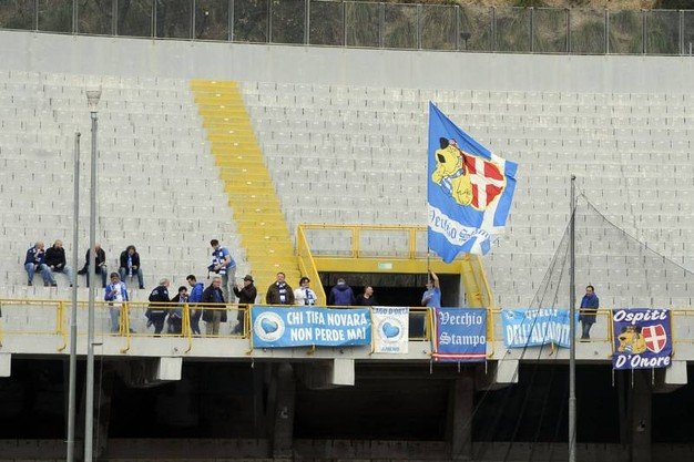 Tifosi azzurri ad Ascoli (2017)